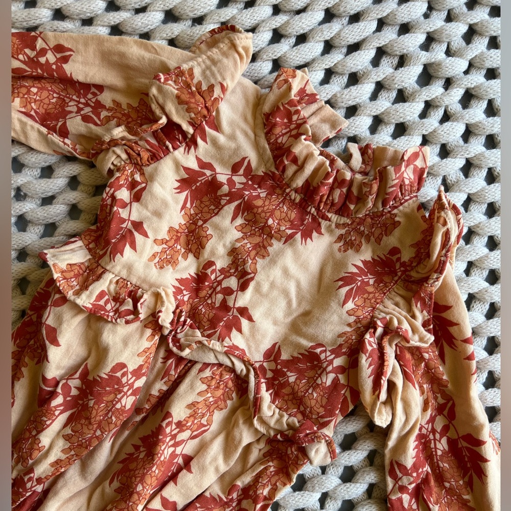Kate Quinn 18-24m long sleeve little ruffle bubble in spice wisteria - Picture 2 of 3